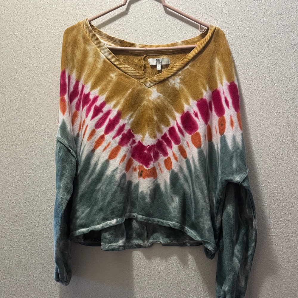 True Craft Multicolor Tie-Dye V-Neck Sweatshirt